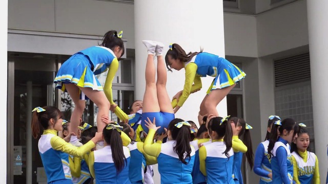 清純女子高生ＪＫチアガールチアリーダーミニスカーパンチラパンツ丸見え (32)