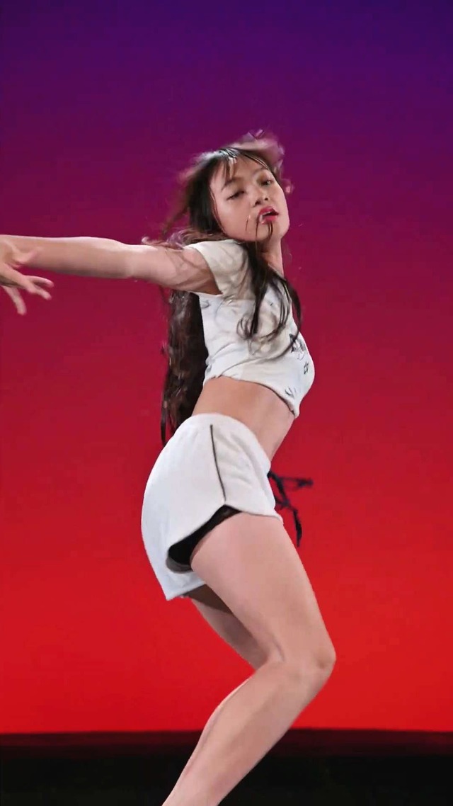 13歳中学1年生ＪＣ１アイゲキ地下アイドル星瑠菜おへそふとももパンチラ (71)