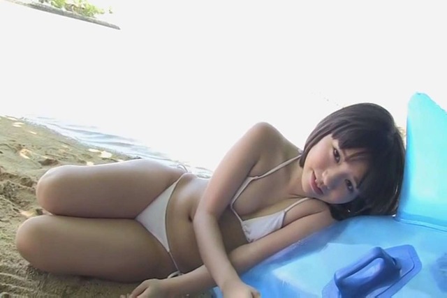 佐々木みゆう 「みゆうの課外授業4」１５歳中学３年生マイクロビキニ水着半裸セミヌード  (31)