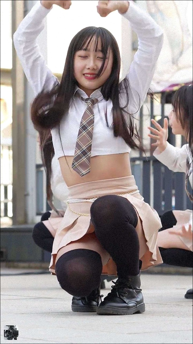 JSJC地下アイドルwhite superior超ミニスカートパンチラ (63)