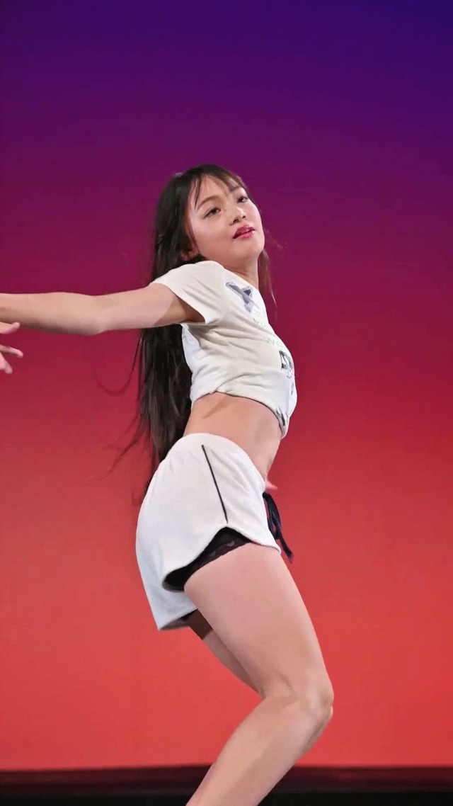 13歳中学1年生ＪＣ１アイゲキ地下アイドル星瑠菜おへそふとももパンチラ (63)