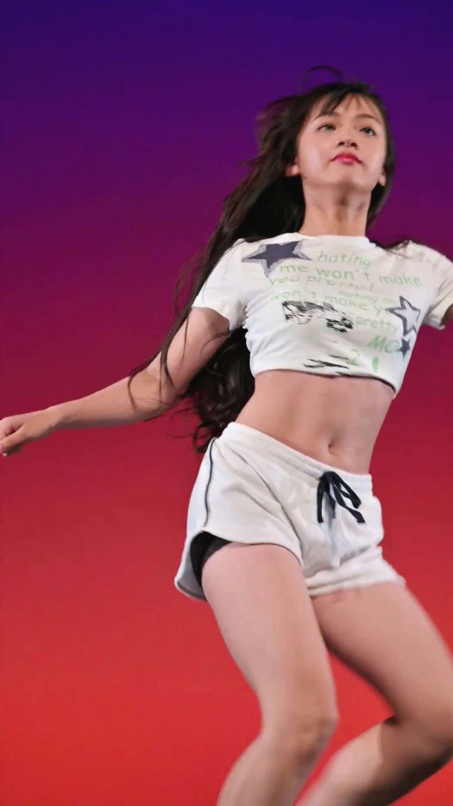 13歳中学1年生ＪＣ１アイゲキ地下アイドル星瑠菜おへそふとももパンチラ (74)