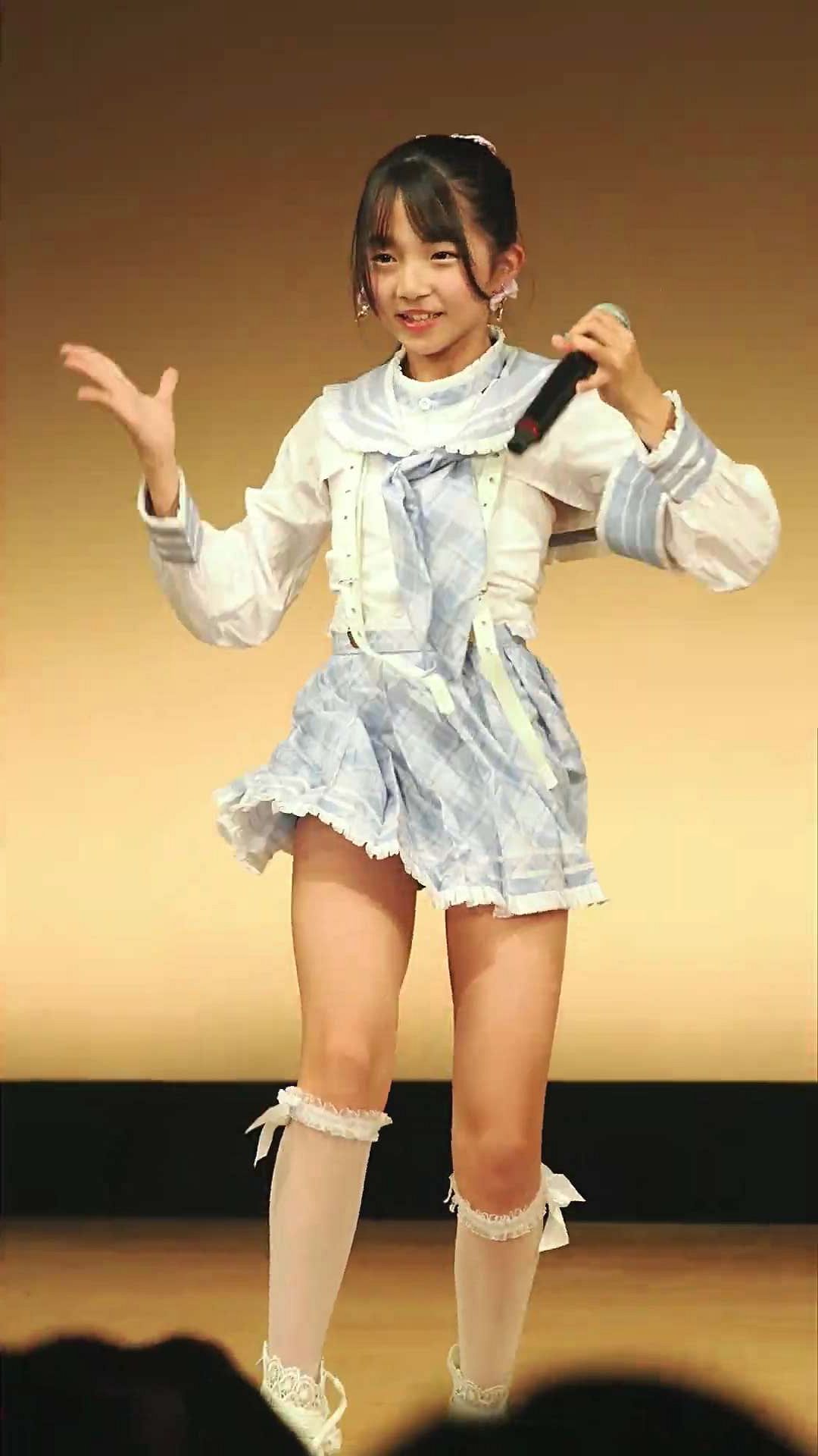 かわいい11歳JS5フレッシュアイドルのパンチラ！ 藤竹美衣ピンクの制服ミニスカート : ちょっとエッチなブログ（～25.5.5）