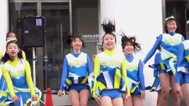 清純女子高生ＪＫチアガールチアリーダーミニスカーパンチラパンツ丸見え (151)