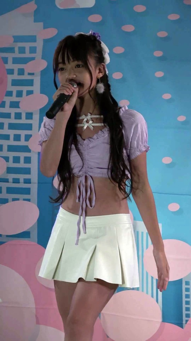 12歳小学校6年生JS6アイゲキ地下アイドル星瑠菜おへそふともも超ミニスカートパンチラ (1)