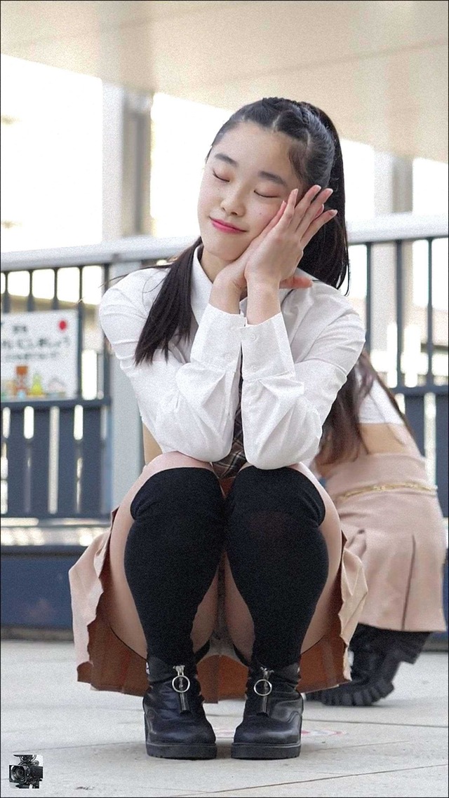 JSJC地下アイドルwhite superior超ミニスカートパンチラ (7)