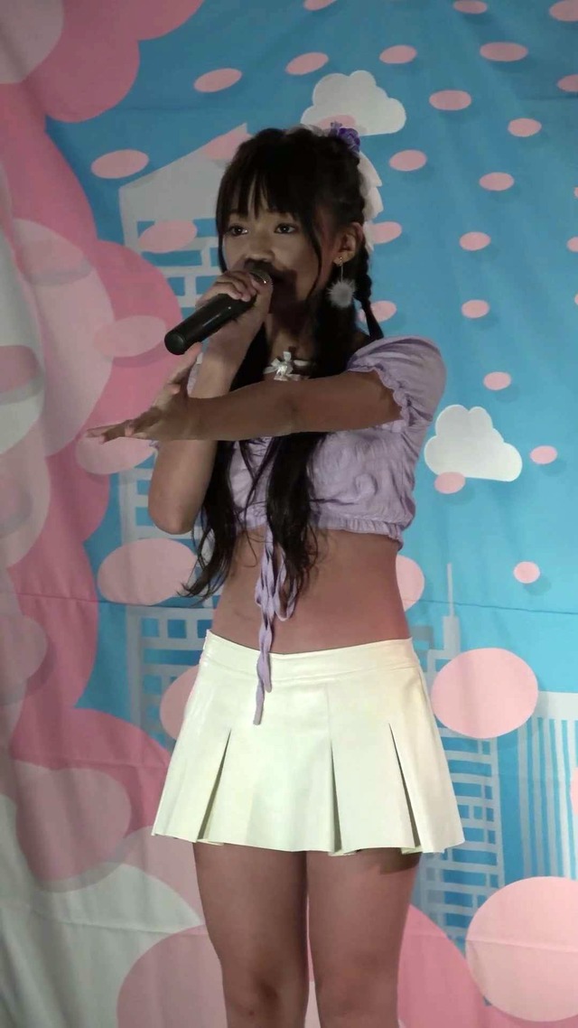 12歳小学校6年生JS6アイゲキ地下アイドル星瑠菜おへそふともも超ミニスカートパンチラ (13)