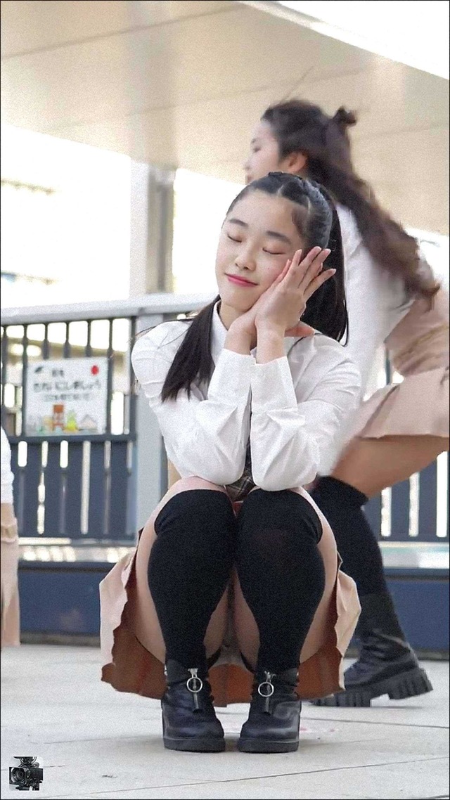 JSJC地下アイドルwhite superior超ミニスカートパンチラ (19)