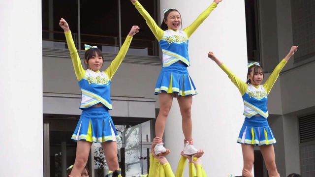 清純女子高生ＪＫチアガールチアリーダーミニスカーパンチラパンツ丸見え (3)