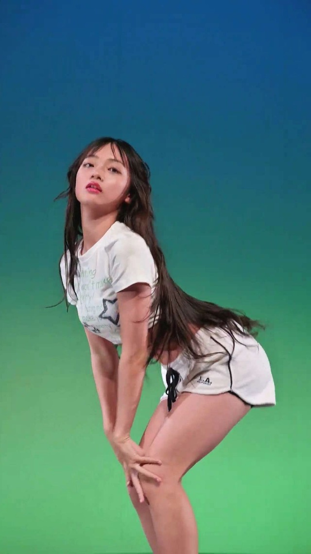 13歳中学1年生ＪＣ１アイゲキ地下アイドル星瑠菜おへそふとももパンチラ (33)