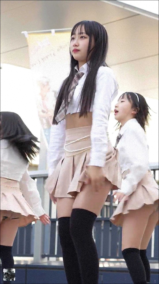 JSJC地下アイドルwhite superior超ミニスカートパンチラ (80)