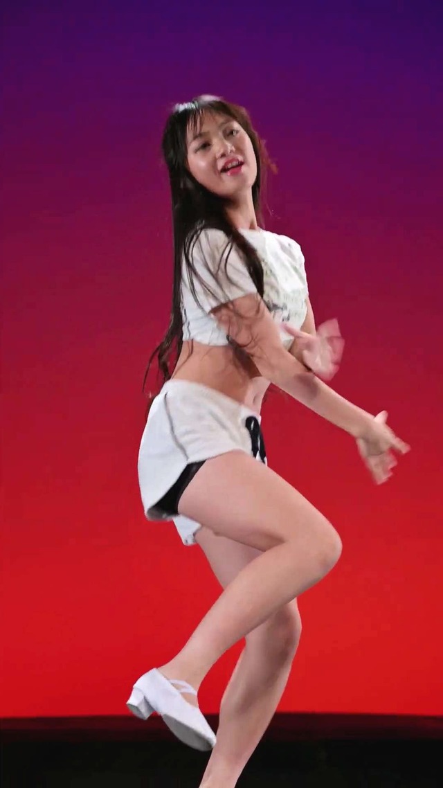 13歳中学1年生ＪＣ１アイゲキ地下アイドル星瑠菜おへそふとももパンチラ (70)