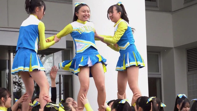 清純女子高生ＪＫチアガールチアリーダーミニスカーパンチラパンツ丸見え (130)