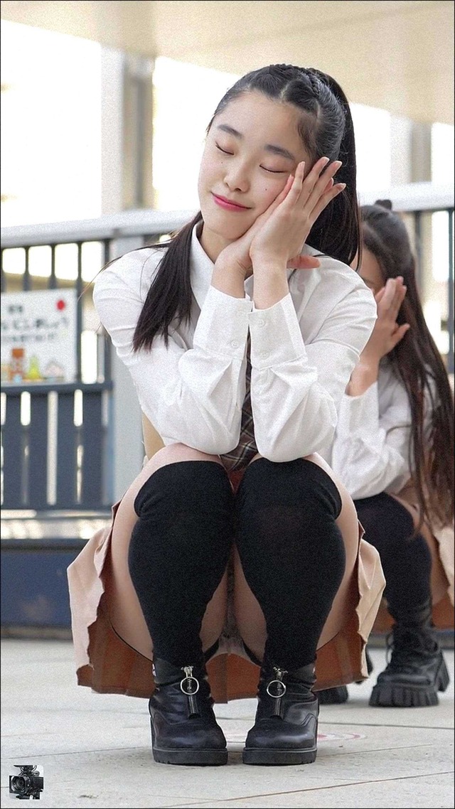 JSJC地下アイドルwhite superior超ミニスカートパンチラ (34)