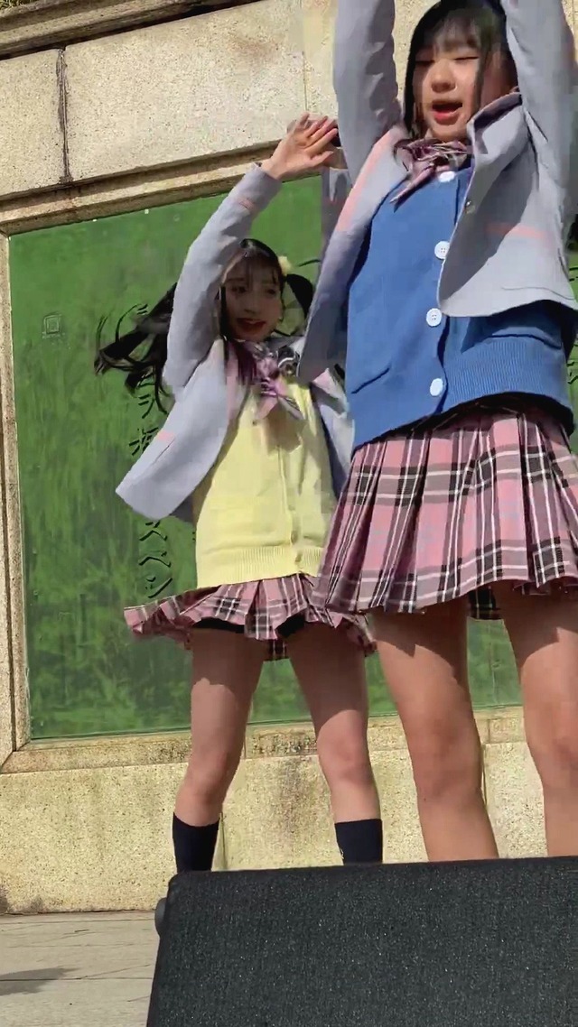 地下アイドルスプラウト学園女子高校生ＪＫ制服チェックミニスカートパンチラ (40)