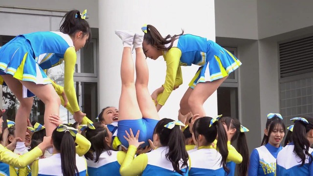 清純女子高生ＪＫチアガールチアリーダーミニスカーパンチラパンツ丸見え (62)