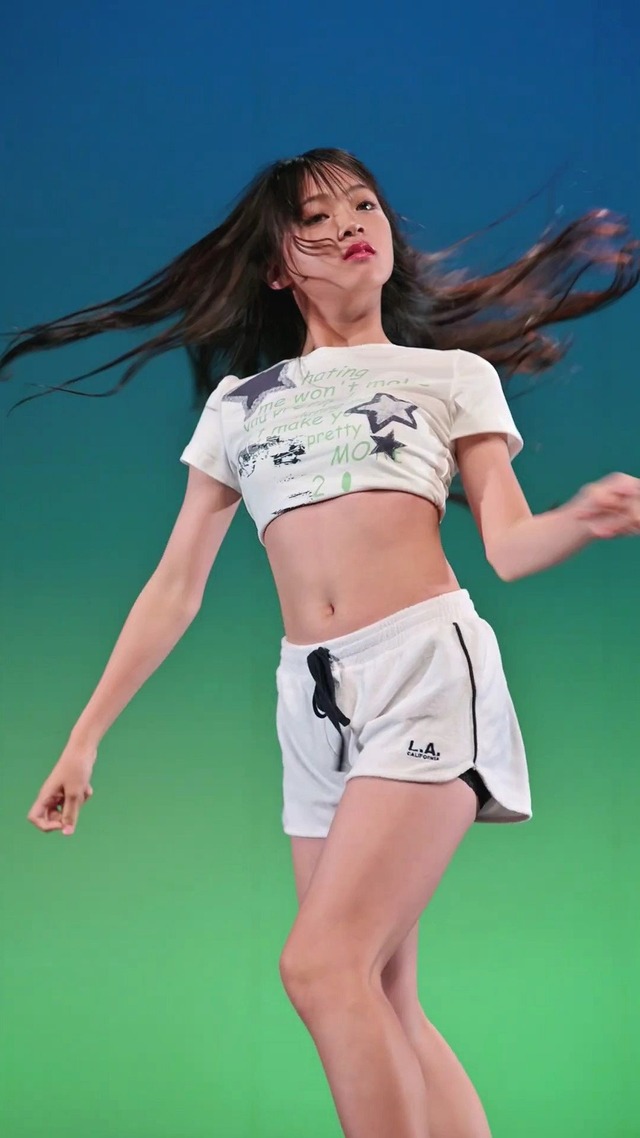 13歳中学1年生ＪＣ１アイゲキ地下アイドル星瑠菜おへそふとももパンチラ (18)