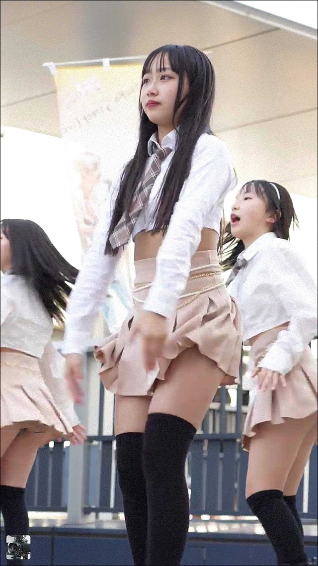 JSJC地下アイドルwhite superior超ミニスカートパンチラ (81)