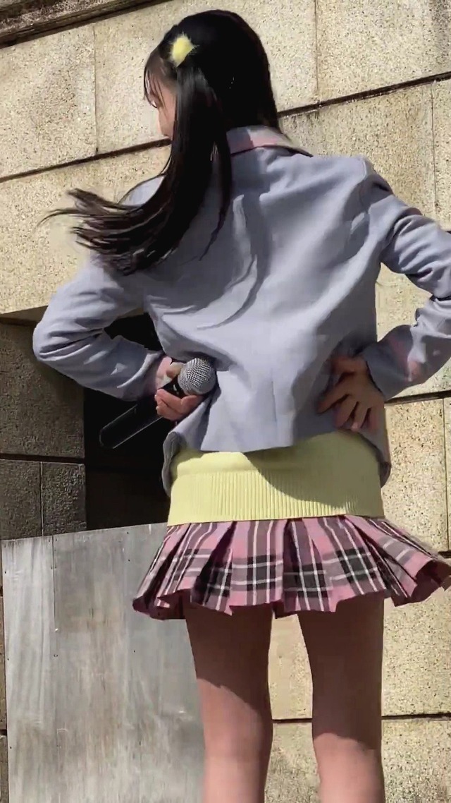 地下アイドルスプラウト学園女子高校生ＪＫ制服チェックミニスカートパンチラ (15)