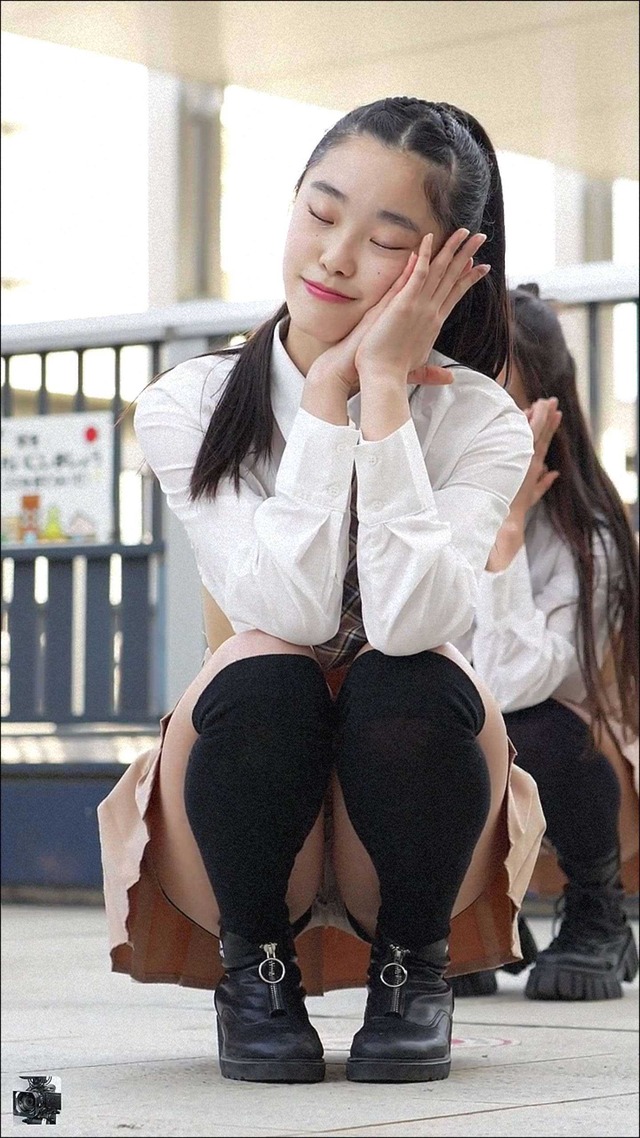 JSJC地下アイドルwhite superior超ミニスカートパンチラ (29)