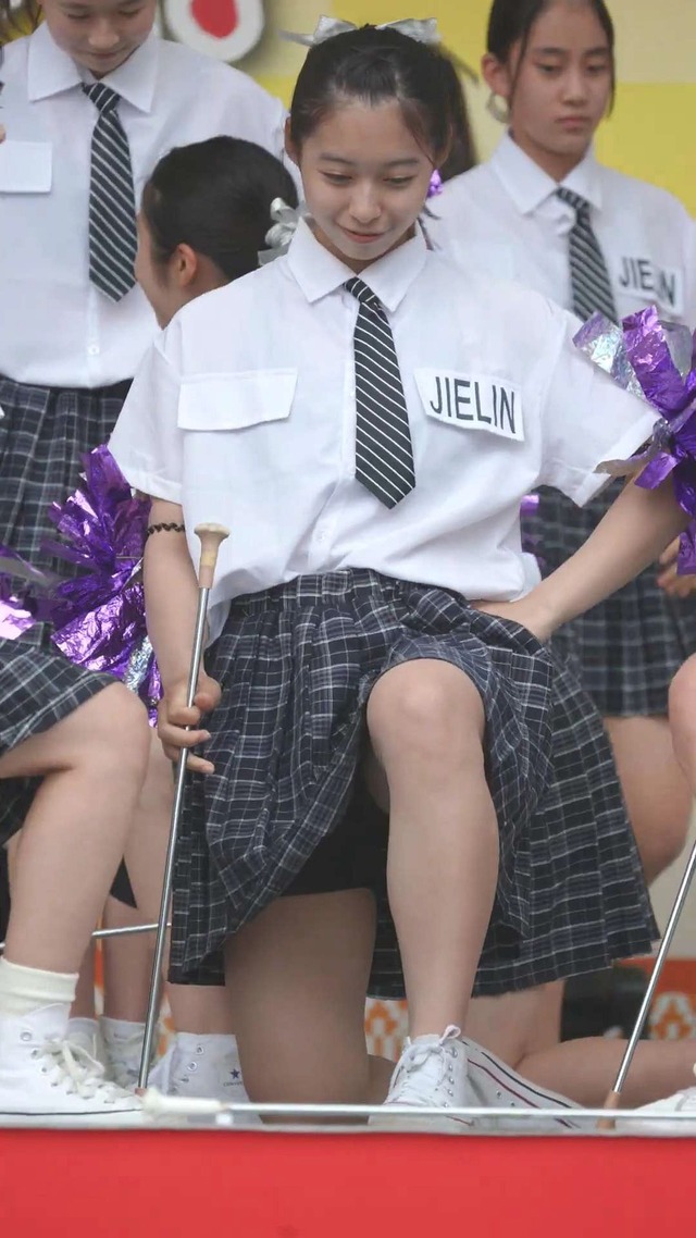 制服チェックプリーツミニスカートＪＣＪＫチアガールチアリーダーパンチラ (3)