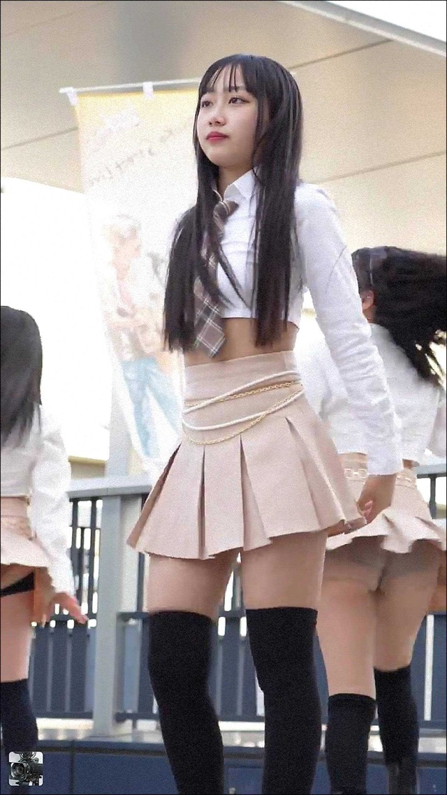 JSJC地下アイドルwhite superior超ミニスカートパンチラ (73)