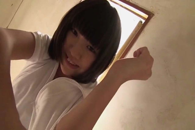 佐々木みゆう 「みゆうの課外授業4」１５歳中学３年生マイクロビキニ水着半裸セミヌード  (137)