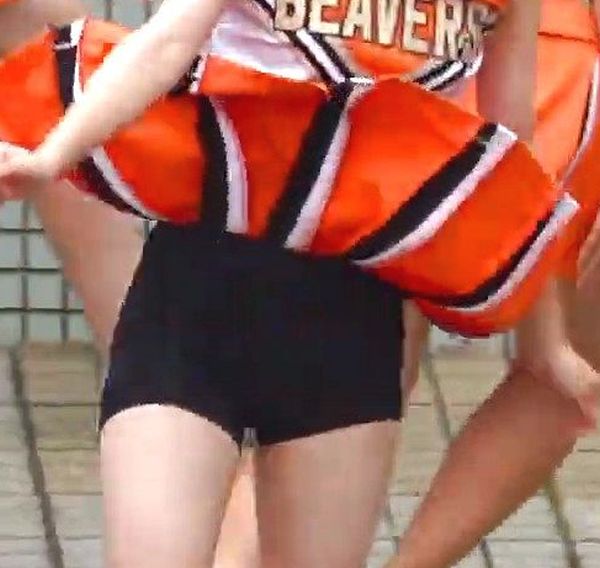 011清純清楚埼玉栄高等学校チアガールチアリーダーパンチラパンツ丸見え 655