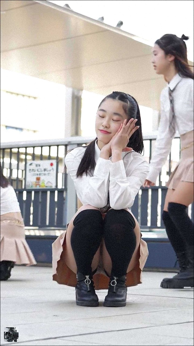 JSJC地下アイドルwhite superior超ミニスカートパンチラ (22)