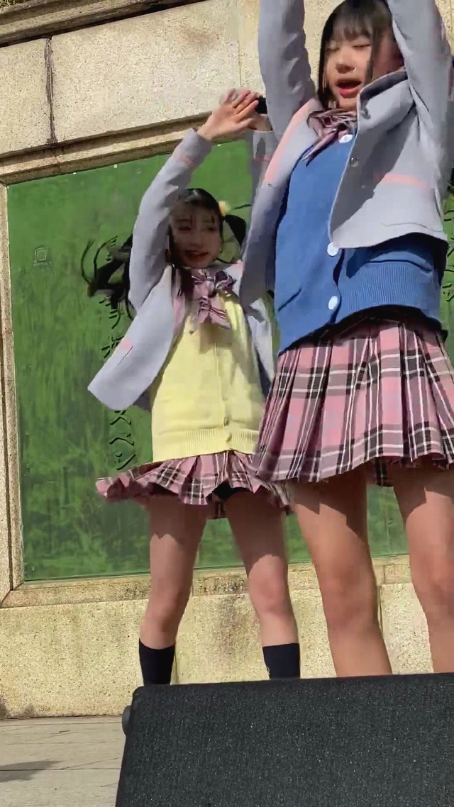 地下アイドルスプラウト学園女子高校生ＪＫ制服チェックミニスカートパンチラ (39)