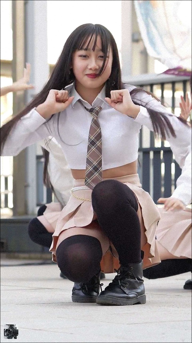 JSJC地下アイドルwhite superior超ミニスカートパンチラ (56)