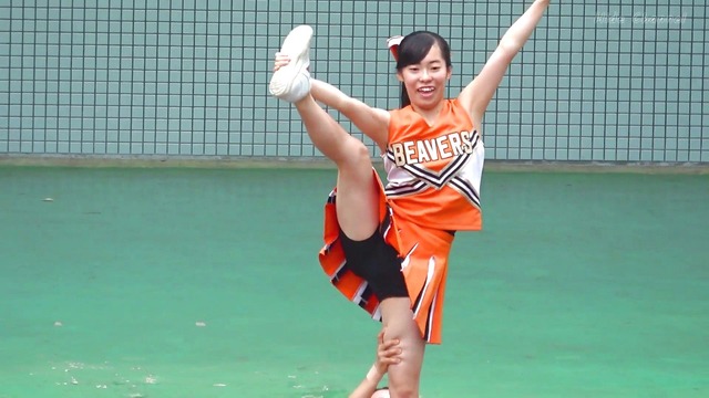 清純清楚埼玉栄高等学校チアガールチアリーダーパンチラパンツ丸見え (16)