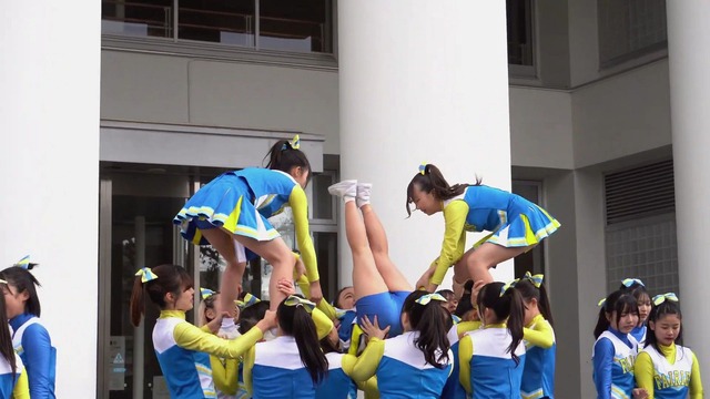 清純女子高生ＪＫチアガールチアリーダーミニスカーパンチラパンツ丸見え (12)