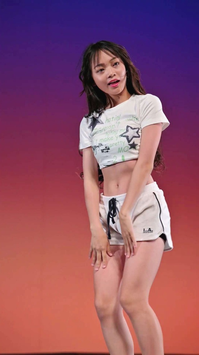 13歳中学1年生ＪＣ１アイゲキ地下アイドル星瑠菜おへそふとももパンチラ (49)