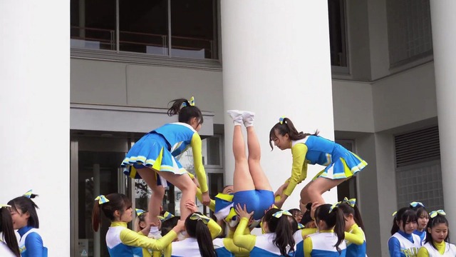 清純女子高生ＪＫチアガールチアリーダーミニスカーパンチラパンツ丸見え (9)