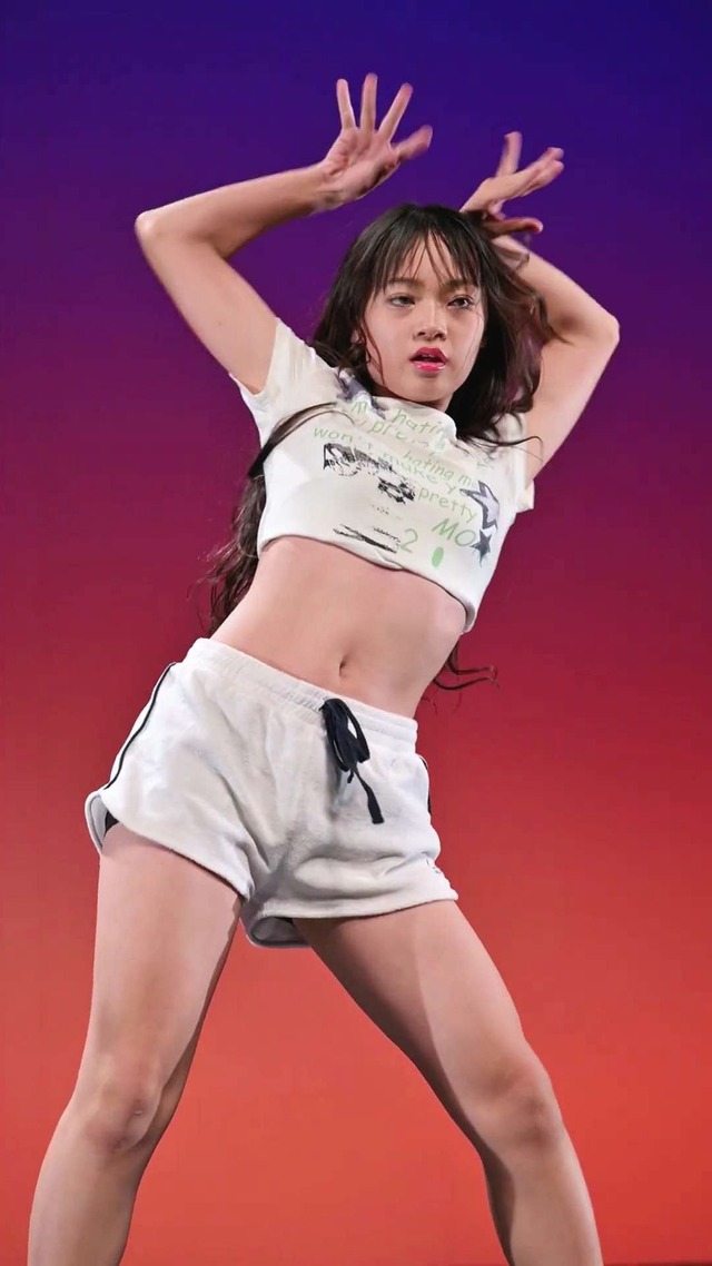 13歳中学1年生ＪＣ１アイゲキ地下アイドル星瑠菜おへそふとももパンチラ (76)