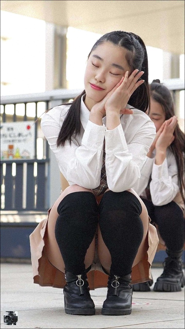 JSJC地下アイドルwhite superior超ミニスカートパンチラ (3)