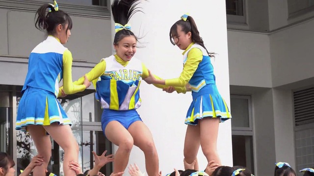 清純女子高生ＪＫチアガールチアリーダーミニスカーパンチラパンツ丸見え (113)