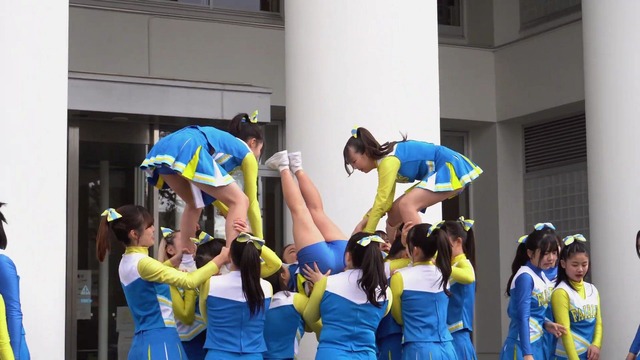 清純女子高生ＪＫチアガールチアリーダーミニスカーパンチラパンツ丸見え (17)