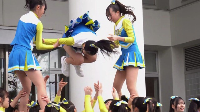 清純女子高生ＪＫチアガールチアリーダーミニスカーパンチラパンツ丸見え (104)