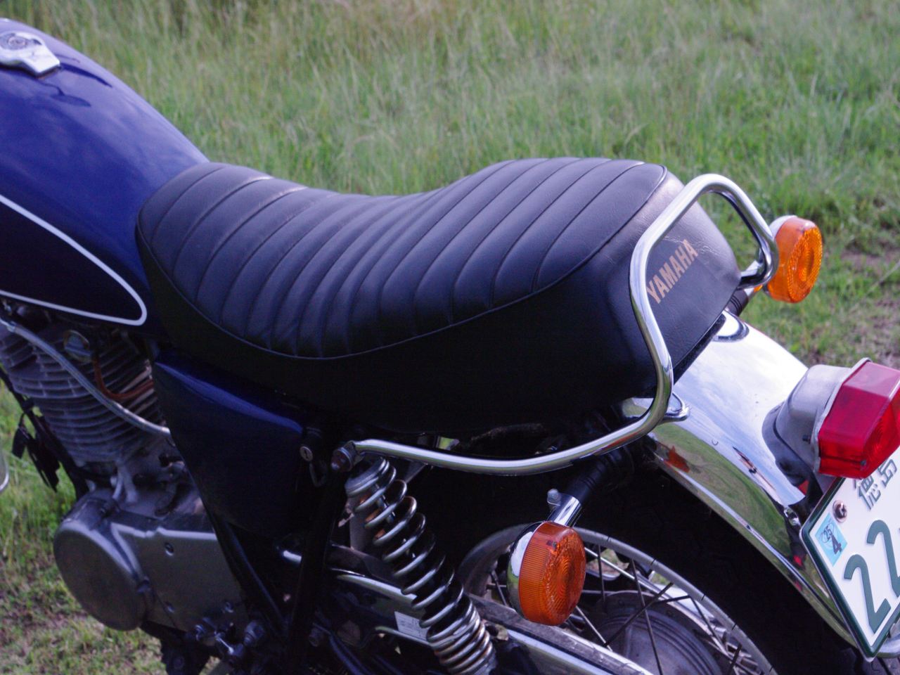 ヤマハ 純正シート SR400 SR500 ノーマルシート 破れ無し シートカウル付き