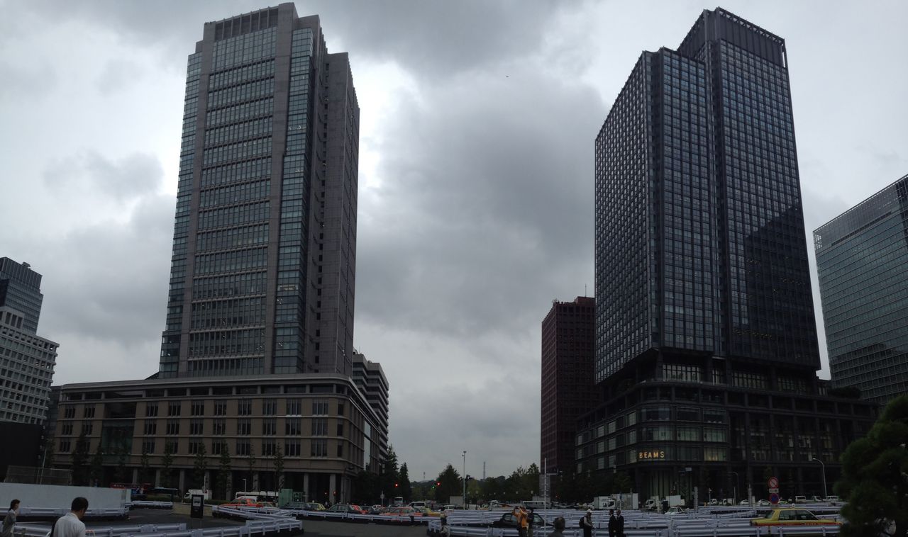 Neo東京百景 1 東京駅からの丸ビル 新丸ビル 俺たちはchangeだ