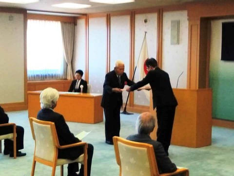 75474102_564938884077974_2534781653901901824_n