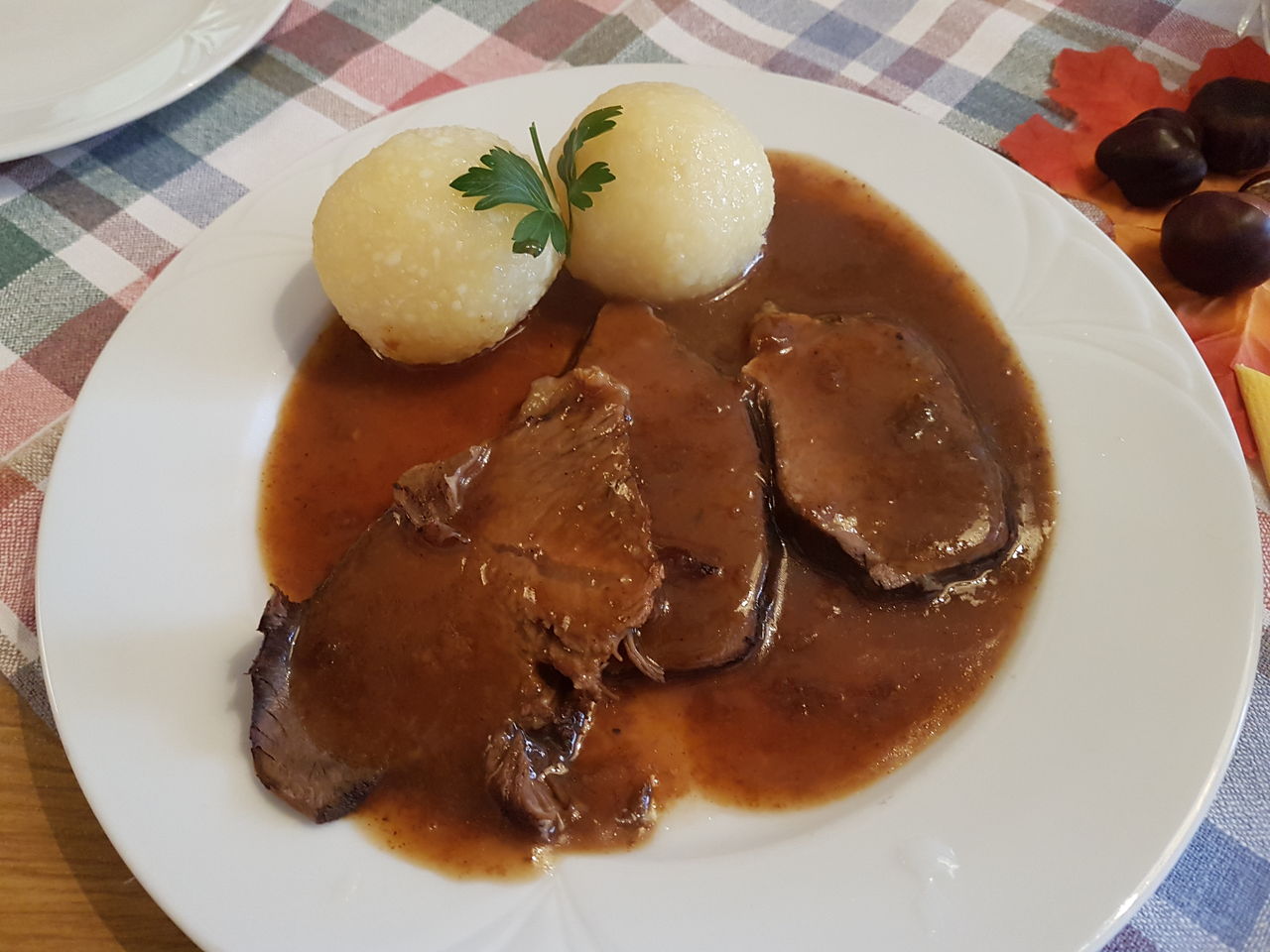 ミュンヘン ディンケルスビュール 旅の食事 ヨーロッパでバンライフしたい ミュンヘン ディンケルスビュール 旅の食事 ヨーロッパでバンライフしたい