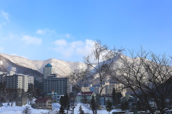 �ľ�ˤĤ���