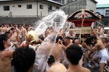 湊八朔祭り09-08-09(2)神輿渡御水掛