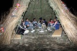 鳥追い小屋わ(13)b