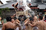 湊八朔祭り09-08-09(2)神輿渡御水掛