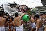 湊八朔祭り09-08-09(2)神輿渡御水掛