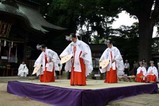 若宮八幡宮夏越の大祓式09-06-28(4)浦安の舞
